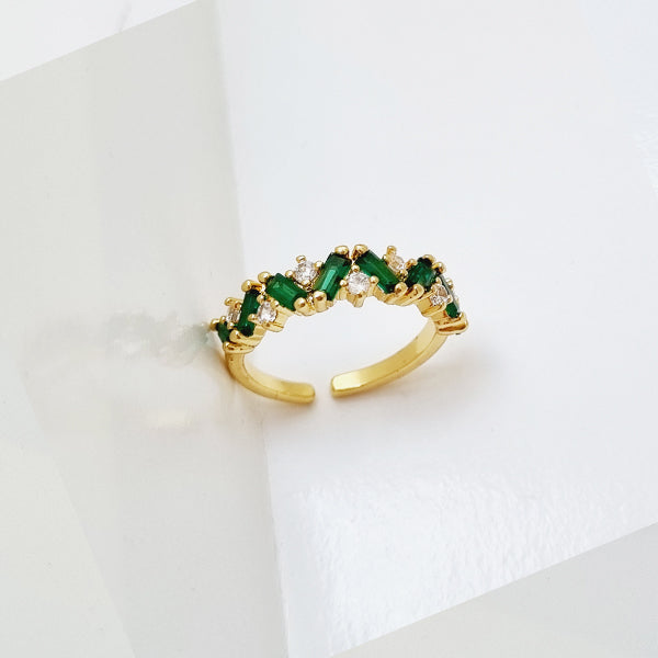 EMERALD ROMANO RING