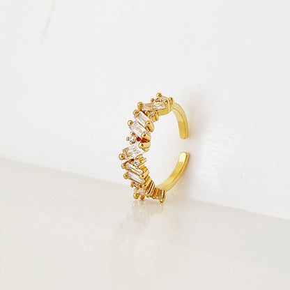 DIAMOND ROMANO RING