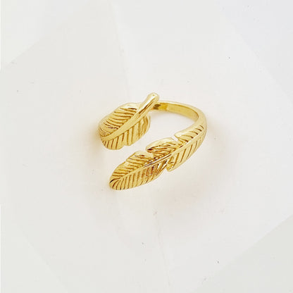 LAUREL RING