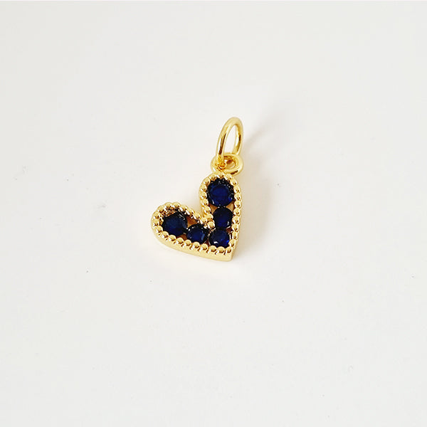 PETITE HEART NECKLACE