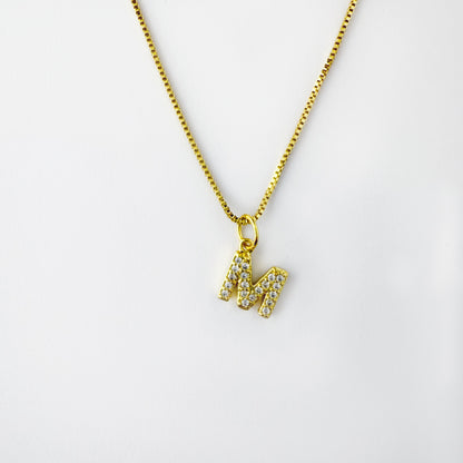 OUTLINE INITIAL NECKLACE